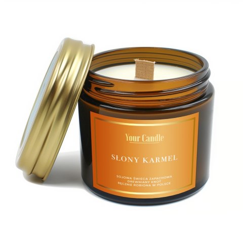 ŚWIECA SOJOWA ZAPACHOWA Z DREWNIANYM KNOTEM SŁONY KARMEL 120 ml - YOUR CANDLE ŚWIECA SOJOWA ZAPACHOWA Z DREWNIANYM KNOTEM SŁONY KARMEL 120 ml - YOUR CANDLE